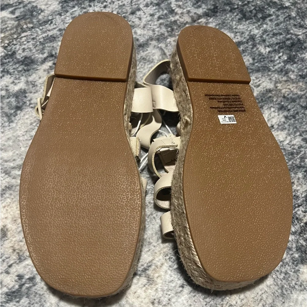AE SHOES